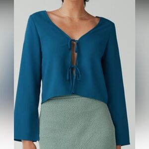 VETTA Convertible Azure Blue Teal Tie Crop Top